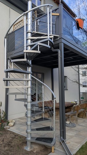 Outdoor spiral staircase - outdoor,